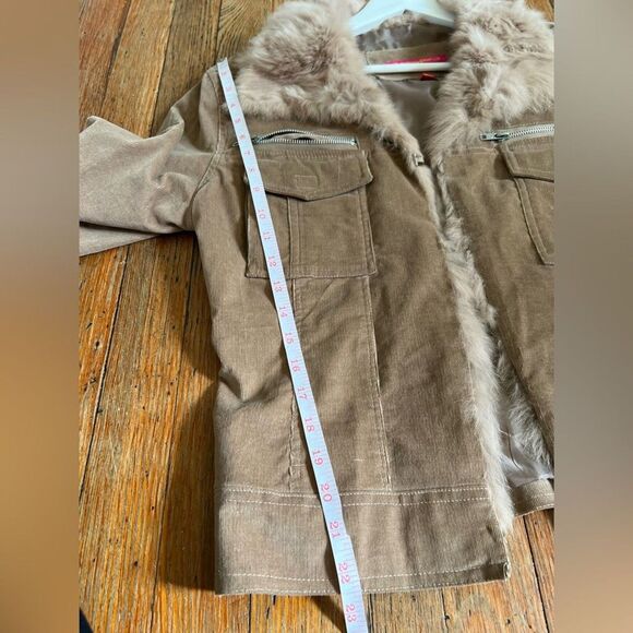 Jennyfer J. || 90's Tan Corduroy Rabbit Fur Y2K Style Pocket Jacket - Picture 13 of 14
